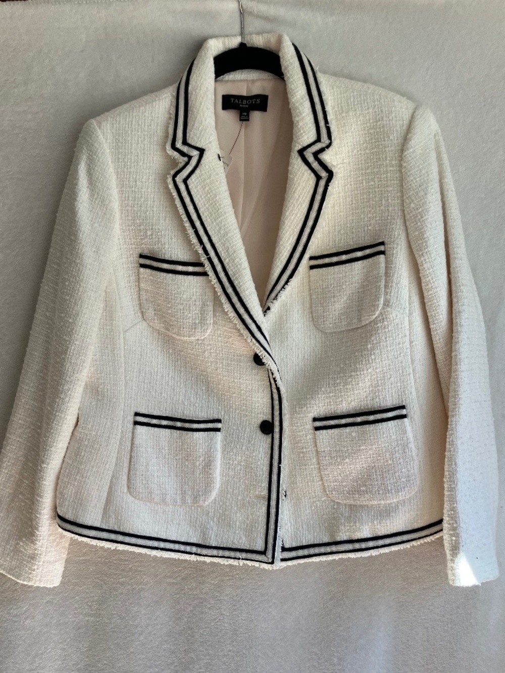 Talbots Petite 14P Ivory Boucle Tweed Blazer Black Trim Chanel Style Jacket